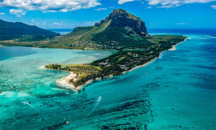 Direct flights to the island of Mauritius are open for tourists from Russia